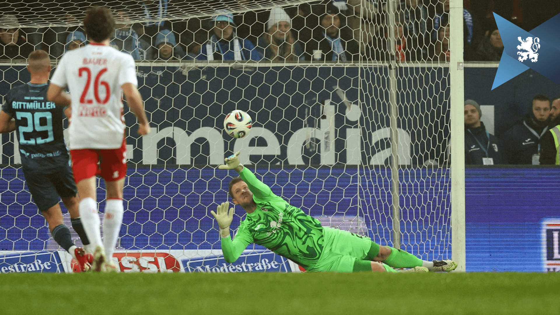 Schwacher Auswärtsauftritt: Löwen unterliegen 0:4 in Regensburg.
