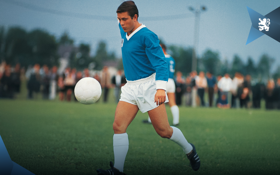 Schon in jungen Jahren zählte der Außenstürmer Fredi Heiß zu den größten Talenten im deutschen Fußball.