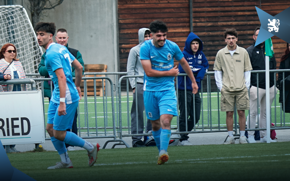 Arin Garza (re.) konnte sein Glück beim Treffer zum 1:1 kaum fassen.