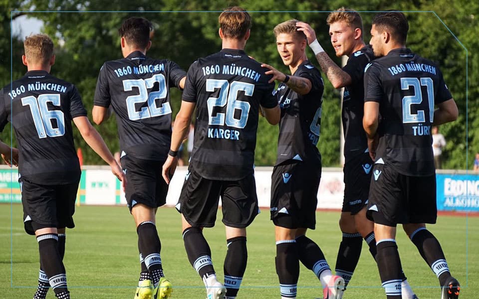 Müde Löwen nur 2:2 gegen die SpVgg Landshut.