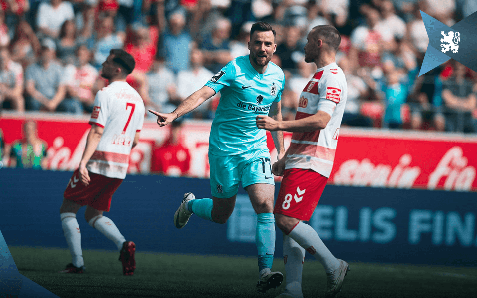 Chancen großzügig vergeben: Löwen spielen 1:1 bei Jahn Regensburg.