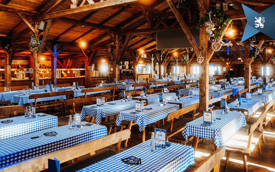 VIP-Dauerkarte für die Rückrunde.