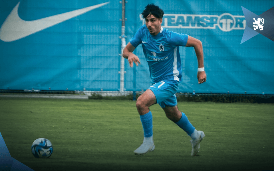 U21 bleibt Spitzenreiter nach Remis, kassiert aber erstes Gegentor 2025 in Schalding.