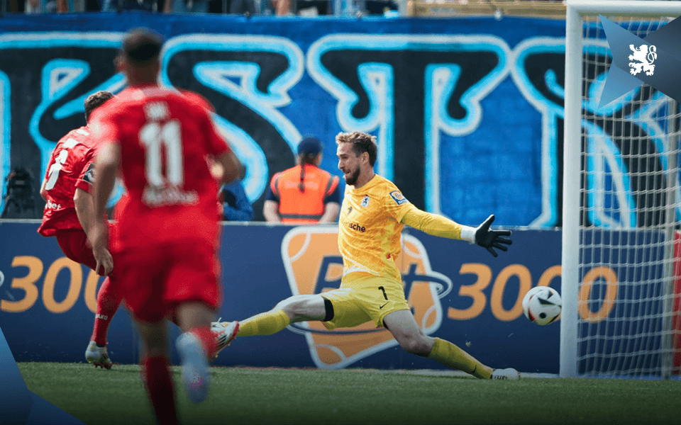 Serie gerissen: Löwen unterliegen Rot-Weiss Essen 1:3.