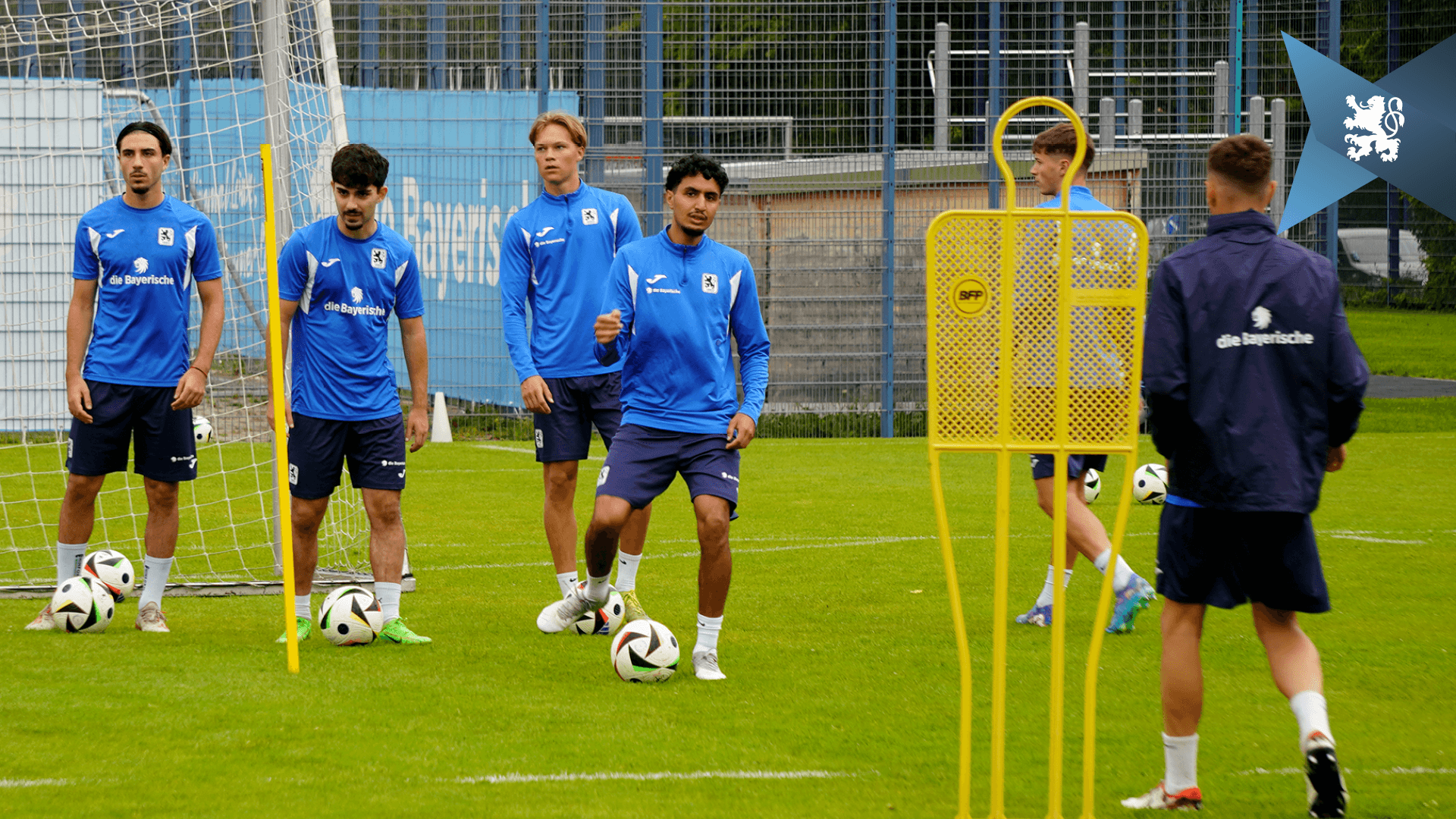 U21 gastiert am Freitagabend bei Top-Favorit FC Pipinsried.