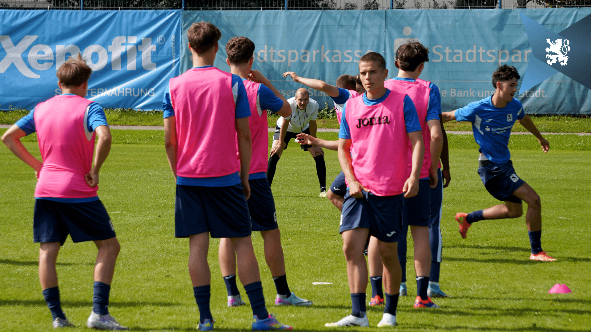 U19 startet beim SC Freiburg in die Spielzeit 2025/26.