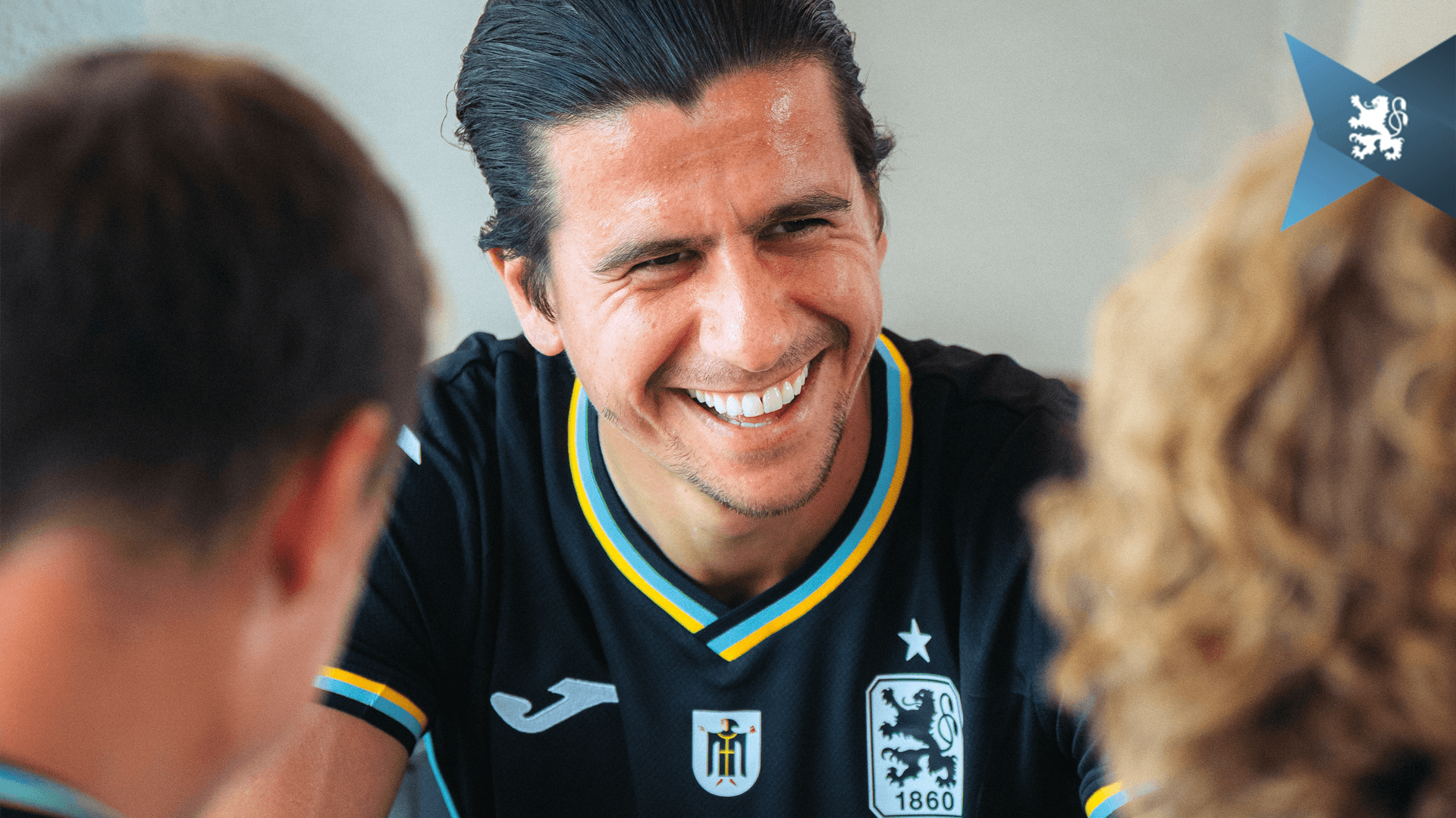 Unser Wiesn-Trikot 2025: Tradition trifft Nachhaltigkeit.