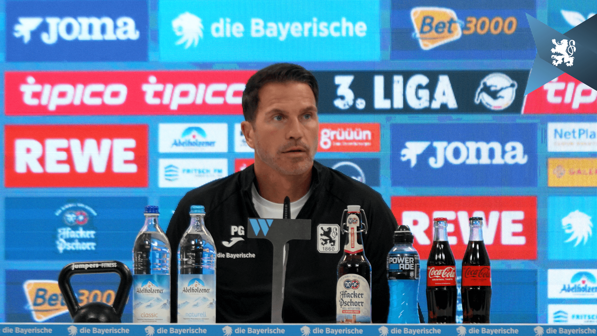 Gastspiel am Tivoli: Glöckner warnt vor dünnbesetztem Aachen.